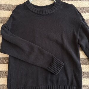 GAP Women's Black Crew Neck Sweater